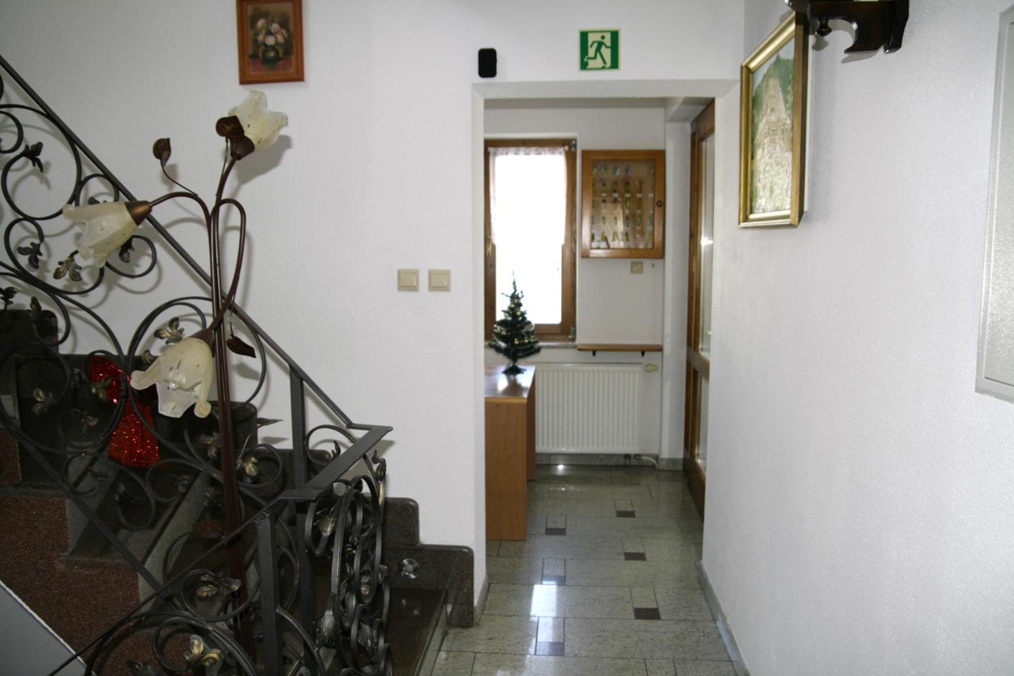Chata Maniowy Wyspa Ciszy - Agroturystyka, Nieopodal Czorsztyna, Maniowy I Kluszkowce Nad Zalewem Czorsztynskim מראה חיצוני תמונה